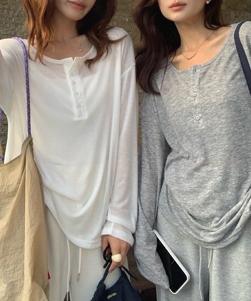 LYEON(リヨン)の「オーバーサイズシアーヘンリーネックロンT(Tシャツ/カットソー・レディース・ブラック/グレー/オフホワイト・FREE)」の7枚目の写真