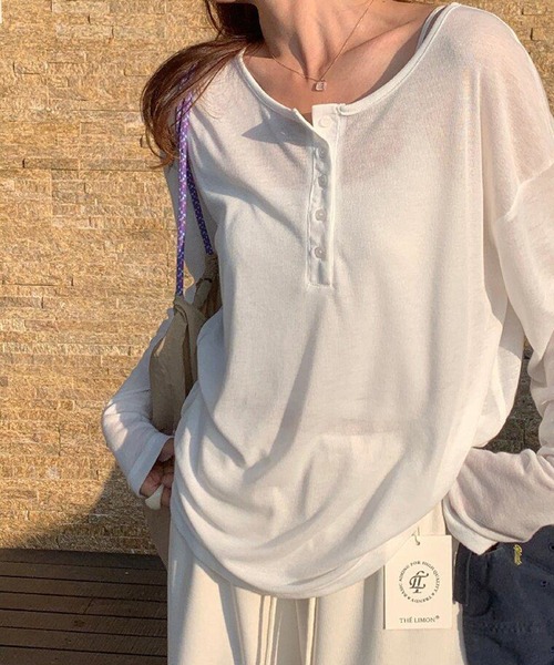 LYEON(リヨン)の「オーバーサイズシアーヘンリーネックロンT(Tシャツ/カットソー・レディース・ブラック/グレー/オフホワイト・FREE)」の10枚目の写真