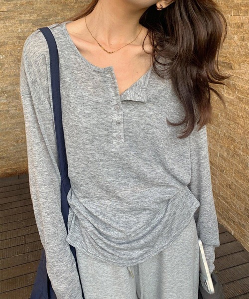 LYEON(リヨン)の「オーバーサイズシアーヘンリーネックロンT(Tシャツ/カットソー・レディース・ブラック/グレー/オフホワイト・FREE)」の16枚目の写真
