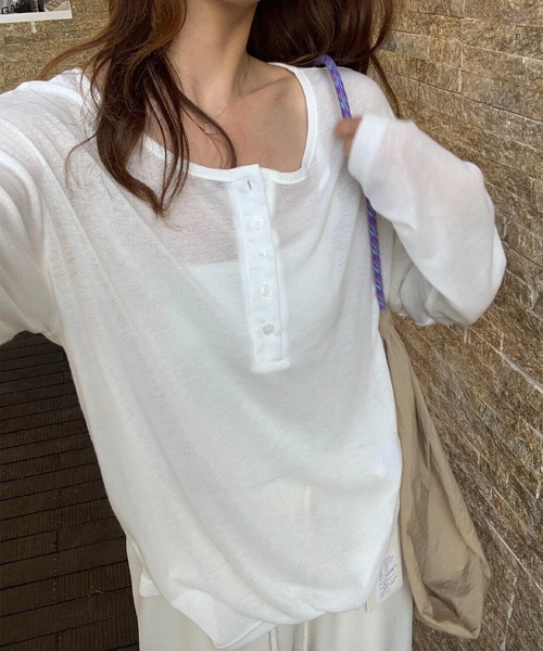 LYEON(リヨン)の「オーバーサイズシアーヘンリーネックロンT(Tシャツ/カットソー・レディース・ブラック/グレー/オフホワイト・FREE)」の18枚目の写真