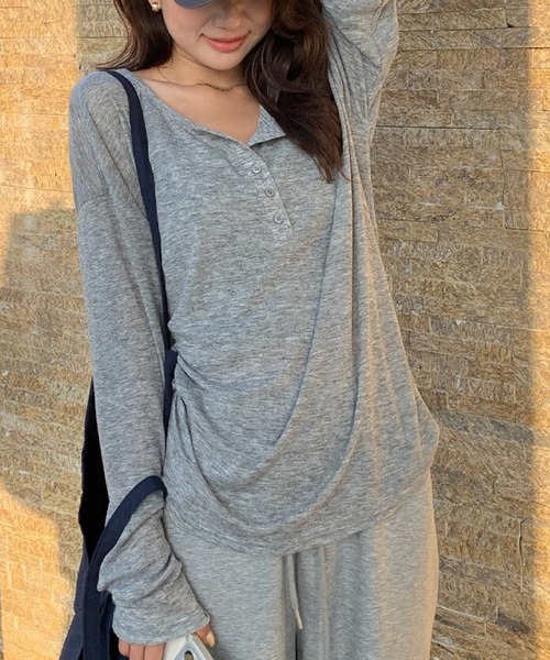 LYEON(リヨン)の「オーバーサイズシアーヘンリーネックロンT(Tシャツ/カットソー・レディース・ブラック/グレー/オフホワイト・FREE)」の21枚目の写真