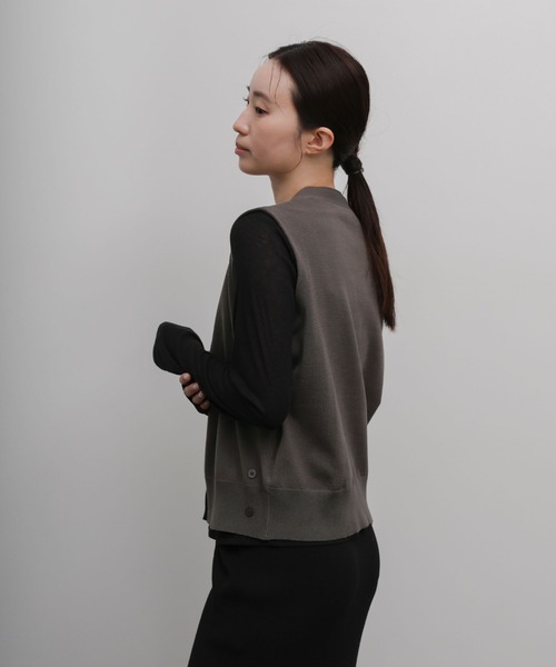 select MOCA Et(セレクトモカエト)の「【Et】Knit wrap vest(ベスト・レディース・チャコールグレー/ブラウン/アイボリー・FREE)」の8枚目の写真