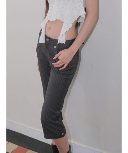 ORDINARY HOLIDAY（オーディナリー ホリデー）の「CAPRI PANTS [CHARCOAL]（その他パンツ・レディース・その他・SMALL/MEDIUM）」の2枚目の写真