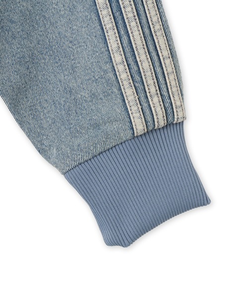 adidas(アディダス)の「adidas FIREBIRD ADICOLOR DENIM TRACK TOP / アディダス ファイヤーバード アディカラー デニム トラックトップ(デニムジャケット・メンズ・ライトインディゴブルー・M/L/XL/XXL/S/3XL)」の8枚目の写真