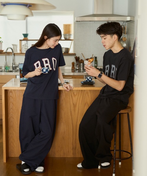 BROKEN BASE(ブロークンベース)の「BRO Logo Sweat Pants / BRO ロゴスウェットパンツ(スウェットパンツ・メンズ・ブラック/ネイビー・SMALL/MEDIUM/LARGE)」の6枚目の写真