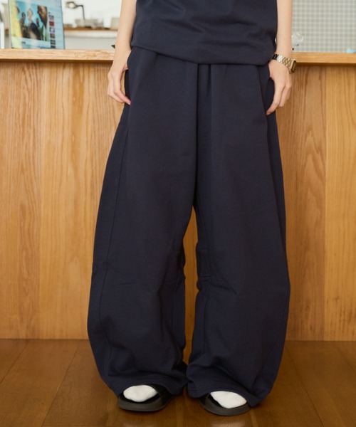 BROKEN BASE(ブロークンベース)の「BRO Logo Sweat Pants / BRO ロゴスウェットパンツ(スウェットパンツ・メンズ・ブラック/ネイビー・SMALL/MEDIUM/LARGE)」の8枚目の写真