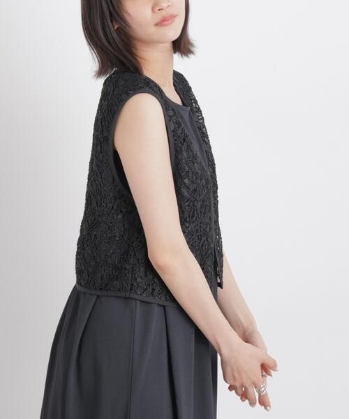 NANO universe(ナノユニバース)の「刺繍レースショートジレ(シャツ/ブラウス・レディース・ホワイト/ベージュ/ブラック・FREE)」の5枚目の写真