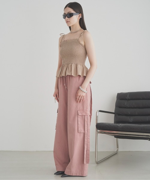 SOEMIN（ソミン）の「Shirred camisole／シャーリングキャミソール（キャミソール・レディース・ベージュ/サックスブルー/ブラック・FREE）」の9枚目の写真
