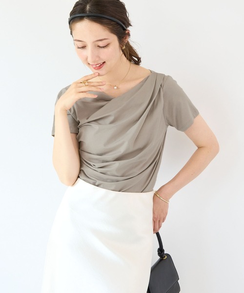 Futier land(フューティアランド)の「【接触冷感/UVカット】ドレープ半袖カットソー(Tシャツ/カットソー・レディース・ホワイト/ブラック/ミント/モカ・FREE)」の19枚目の写真