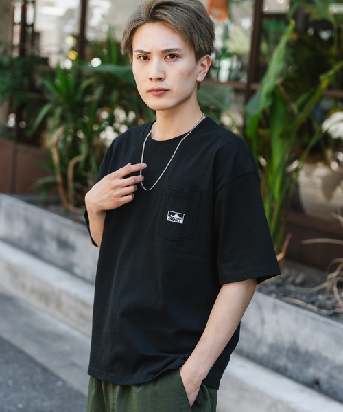 En serio TOKYO（エンソリオトーキョー）の「【GERRY】別注刺しゅうボックスロゴ半袖ポケットTシャツ 52-9180G（Tシャツ/カットソー・メンズ・ホワイト/ブラック・SMALL/MEDIUM/LARGE/X-LARGE）」の4枚目の写真