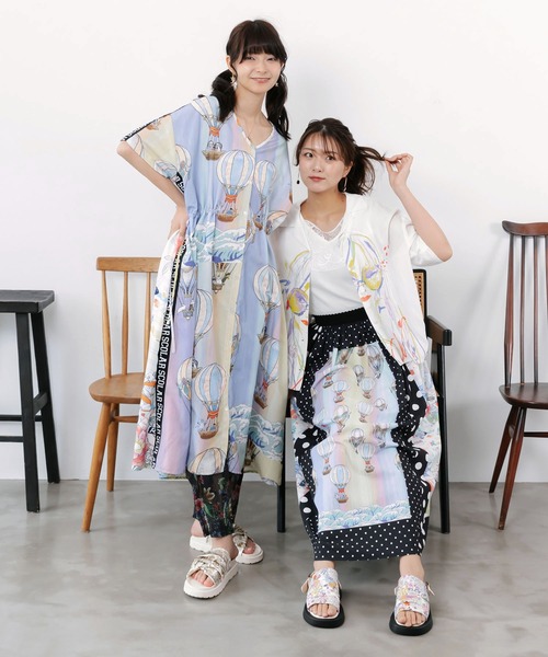 ScoLar(スカラー)の「162686:気球柄×デザート柄 前後切替シャツワンピース(ワンピース・レディース・ブルー/グリーン・M)」の11枚目の写真