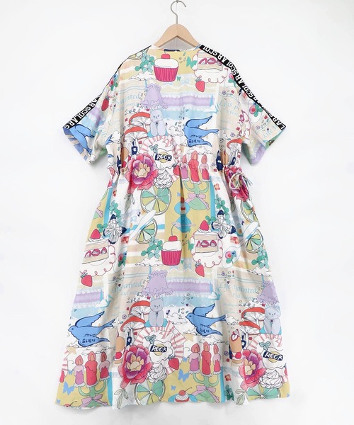 ScoLar(スカラー)の「162686:気球柄×デザート柄 前後切替シャツワンピース(ワンピース・レディース・ブルー/グリーン・M)」の3枚目の写真