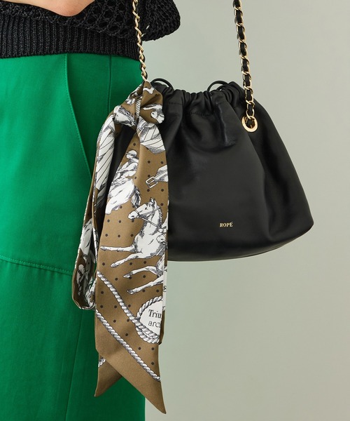 ROPE'(ロペ)の「ROPE'リバイバル シルクタイスカーフ/26AW(バンダナ/スカーフ・レディース・オレンジ/カーキ/オフホワイト・FREE)」の15枚目の写真