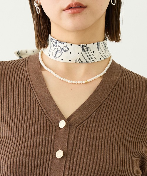 ROPE'(ロペ)の「ROPE'リバイバル シルクタイスカーフ/26AW(バンダナ/スカーフ・レディース・オレンジ/カーキ/オフホワイト・FREE)」の17枚目の写真