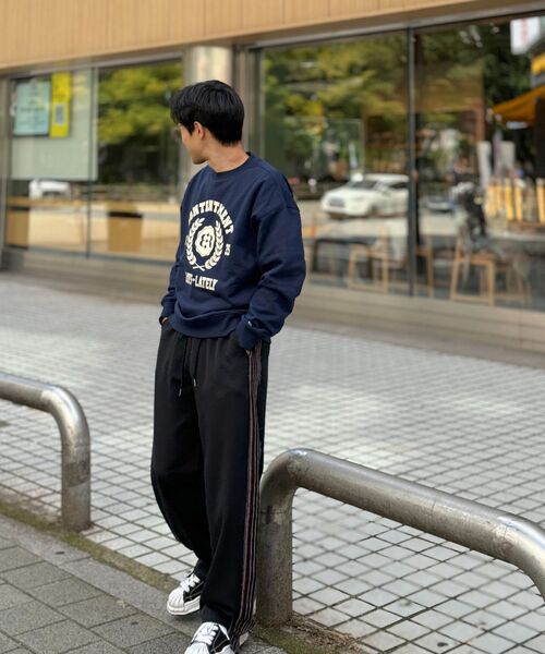 ECORR(エコル)の「ローレルロゴスウェットシャツ_ネイビー(スウェット・メンズ・その他・1(M)/2(L)/3(XL))」の8枚目の写真