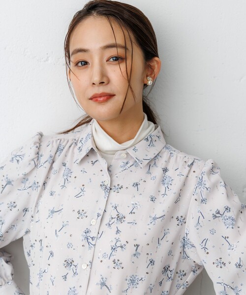 組曲(クミキョク)の「ジュエルフラワープリント ワンピース(ワンピース・レディース・ライトグレー系5・2/3)」の7枚目の写真
