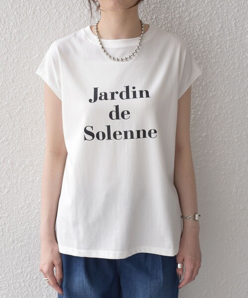 SHIPS Colors（シップス カラーズ）の「SHIPS Colors:〈接触冷感・UVカット・洗濯機可能〉フレンチスリーブ SOLENNE ロゴ TEE◇（Tシャツ/カットソー・レディース・ベージュ/ブラウン/オフホワイト・ONE SIZE）」の13枚目の写真