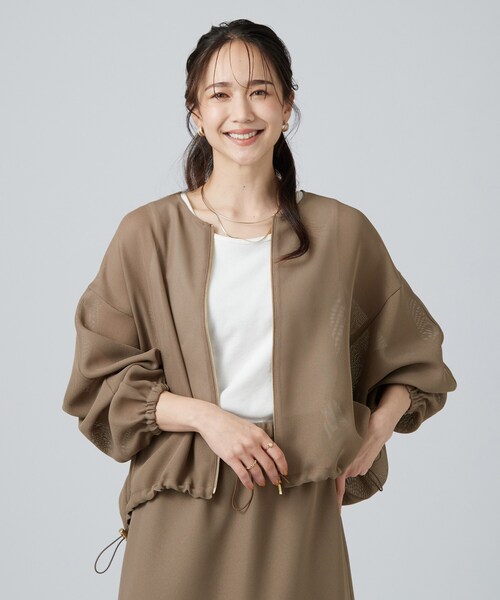 SHOO・LA・RUE(シューラルー)の「【通気性〇/セットアップ可/洗濯機可】メッシュドルマン ジップブルゾン(ブルゾン・レディース・ボルドー/ブラウン系/オフホワイト/ブラック・00)」の17枚目の写真