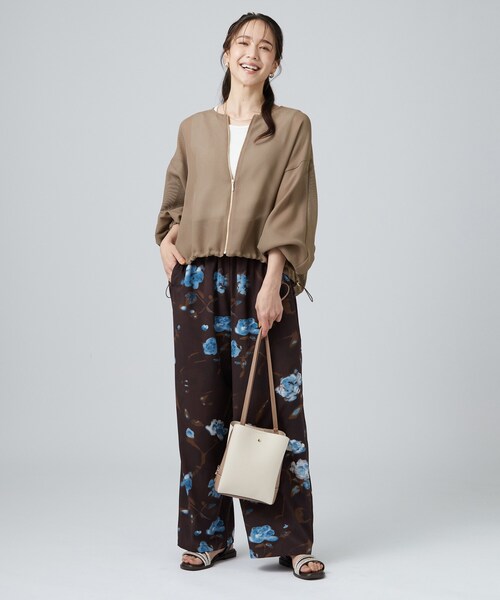 SHOO・LA・RUE(シューラルー)の「【通気性〇/セットアップ可/洗濯機可】メッシュドルマン ジップブルゾン(ブルゾン・レディース・ボルドー/ブラウン系/オフホワイト/ブラック・00)」の22枚目の写真