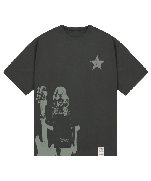 GRAVER（グレーバー）の「[ユニセックス]STAR1-GIRL_半袖Tシャツ_2カラー（Tシャツ/カットソー・レディース・チャコールグレー/サンドベージュ・SMALL/MEDIUM/LARGE）」の7枚目の写真