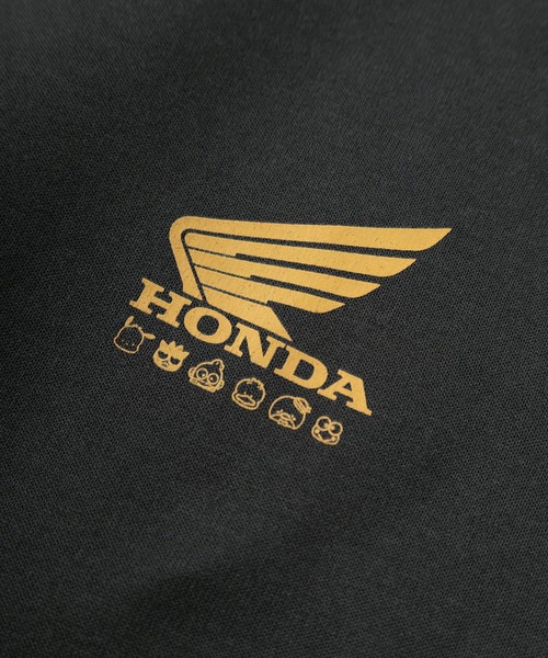 sanrio（サンリオ）の「【71】【HONDA/ホンダ】×【Sanrio/サンリオ】「スーパーカブ」「はぴだんぶい」「クロミ」コラボ 裏起毛 クルーネック プリント スウェット/バックプリント/フロッキープリント/刺繍ワッペン/ユニセックス/レディース/メンズ（スウェット・レディース・ホワイト/ブラウン/ブラック/チャコールグレー・XL/L/M）」の22枚目の写真