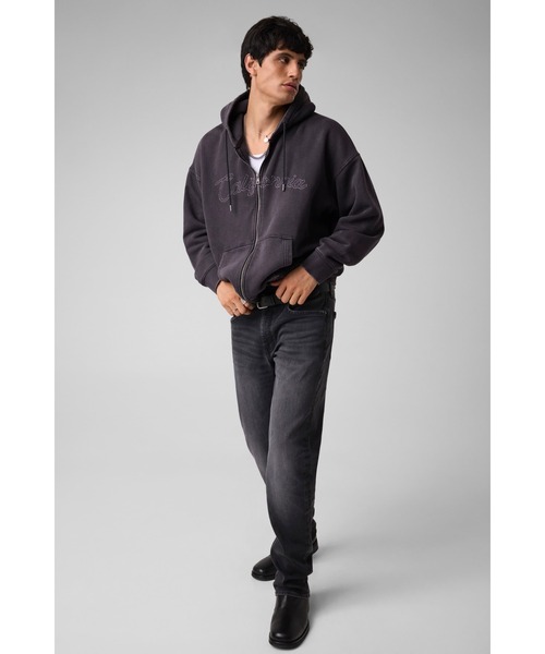 GUESS JEANS(ゲスジーンズ)の「GUESS JEANS Chain Stitch Zip Hoodie パーカー ジップアップ(パーカー・メンズ・ブラック・MEDIUM/LARGE/XX-LARGE/X-LARGE/SMALL)」の4枚目の写真