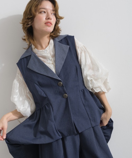 Material(Avenue)(マテリアル)の「【Material】デニム風ツイル バルーンペプラム テーラードカラー アシンメトリー ジレ セットアップ可(その他アウター・レディース・ブラック/カーキ系/インディゴブルー・FREE)」の3枚目の写真