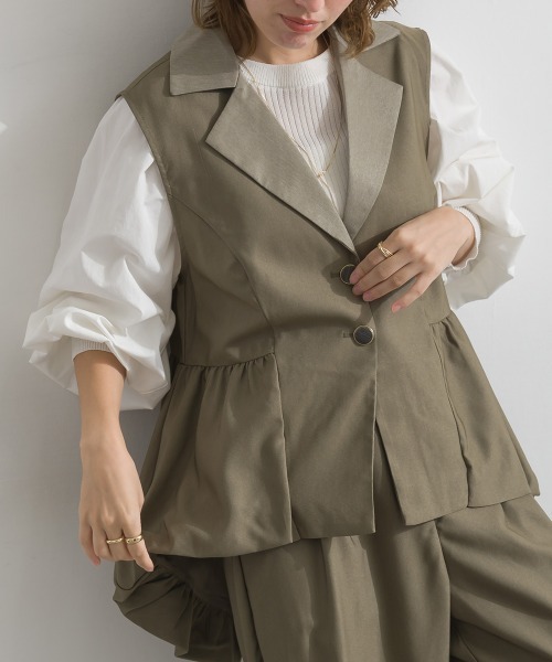Material(Avenue)(マテリアル)の「【Material】デニム風ツイル バルーンペプラム テーラードカラー アシンメトリー ジレ セットアップ可(その他アウター・レディース・ブラック/カーキ系/インディゴブルー・FREE)」の12枚目の写真