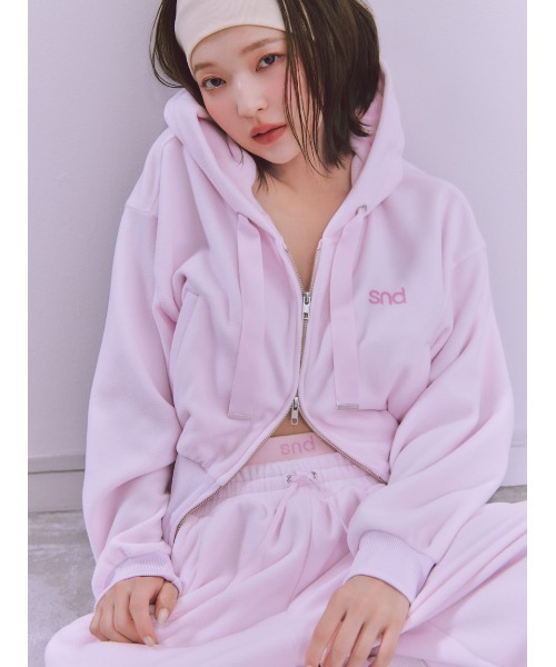 SNIDEL(スナイデル)の「【sndロゴ】バリエロゴフーディー(パーカー・レディース・ライトピンク/グレー/ドット・F)」の4枚目の写真