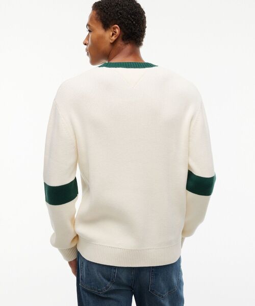 tommy jeans(トミー ジーンズ)の「レギュラーニュークラシックセーター(ニット/セーター・メンズ・ホワイト・SMALL/LARGE/MEDIUM)」の4枚目の写真