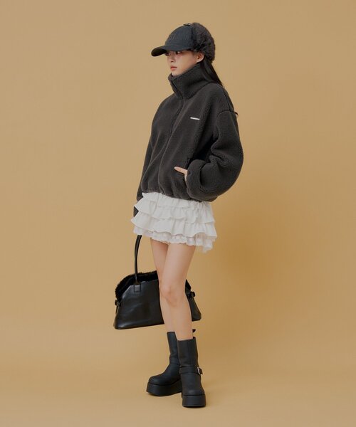 Chico(チコ)の「フリルティアードショートパンツ(スカート・レディース・ベージュ/ホワイト/ブラック・SMALL/MEDIUM)」の7枚目の写真