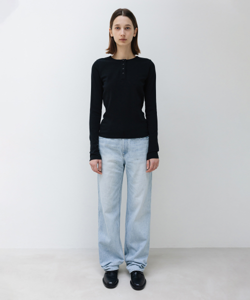 INSILENCE WOMEN(インサイレンスウーマン)の「WリブヘンリーネックロングスリーブBLACK(スウェット・レディース・その他・SMALL/MEDIUM)」の3枚目の写真