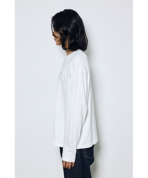 AZUL by moussy(アズールバイマウジー)の「配色厚盛ラバープリントロンT 秋服 冬服 春服 ロゴT(Tシャツ/カットソー・メンズ・グレー/ブラウン/ブラック/ホワイト・LARGE/MEDIUM)」の17枚目の写真