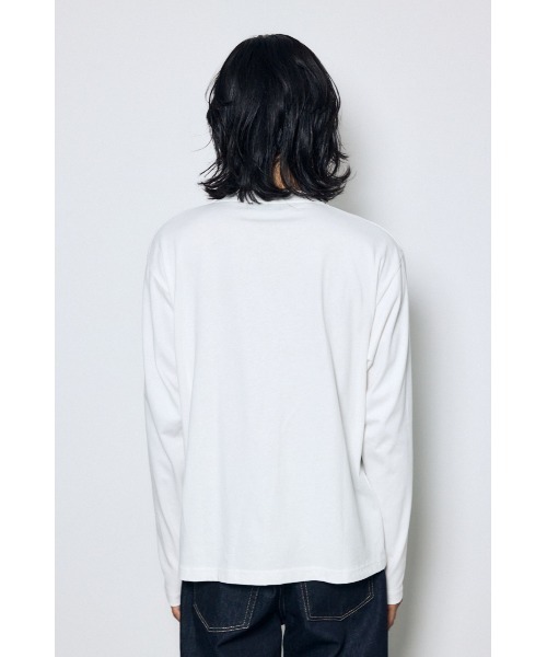 AZUL by moussy(アズールバイマウジー)の「配色厚盛ラバープリントロンT 秋服 冬服 春服 ロゴT(Tシャツ/カットソー・メンズ・グレー/ブラウン/ブラック/ホワイト・LARGE/MEDIUM)」の18枚目の写真