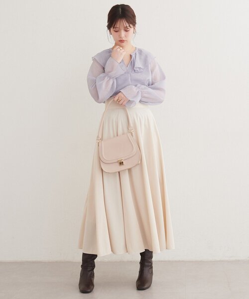 natural couture(ナチュラルクチュール)の「タックフリル衿スキッパー長袖ブラウス(シャツ/ブラウス・レディース・ピンクベージュ/ブラック/グレイッシュベージュ/アイボリー・FREE)」の18枚目の写真