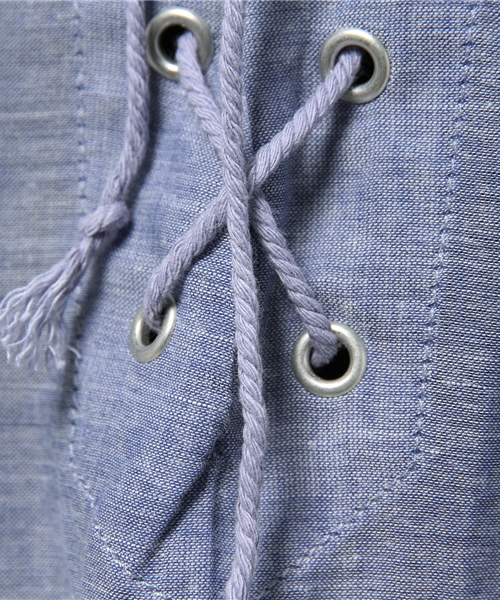 VENCEEXCHANGE（ヴァンスエクスチェンジ）の「レースアップ綿麻シャツ                （シャツ/ブラウス・レディース・オフホワイト/ダークグリーン/ブルー・MEDIUM）」の10枚目の写真