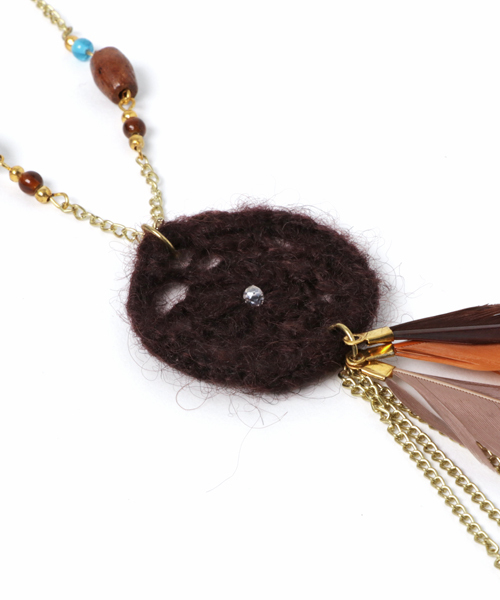 チャイハネ（チャイハネ）の「【チャイハネ】フェザードリームキャッチャーネックレス（ネックレス・レディース・ホワイト/グリーン/ブラウン・FREE）」の5枚目の写真