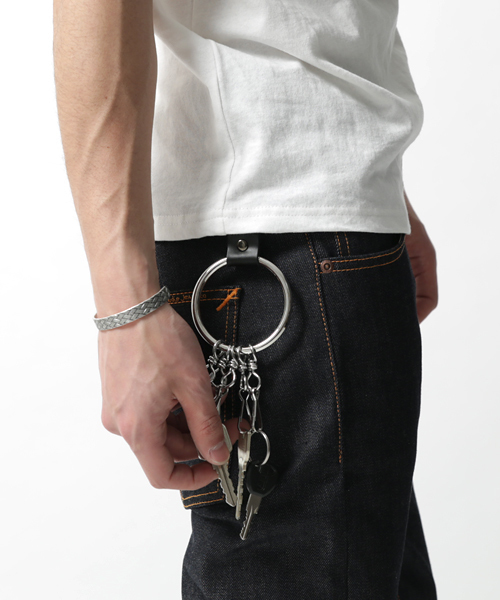 Rocky Monroe（ロッキーモンロー）の「アンティークメタル本革キーリング（キーホルダー・メンズ・ブラック/シルバー/アンティークゴールド/アンティークシルバー・FREE）」の8枚目の写真