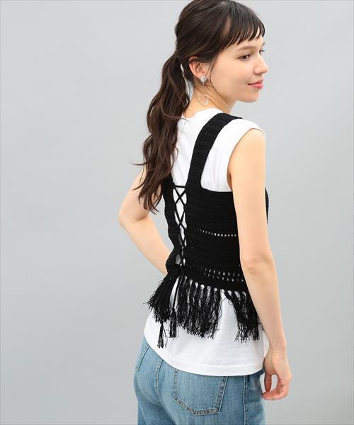ADAM ET ROPE'（アダムエロペ）の「鈎針編ニットビスチェ