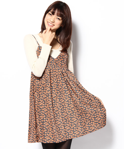 mystic（ミスティック）の「花柄レーヨンタッチキャミOP（ワンピース・レディース・ベージュ/ブルー/チャコールグレー・ﾌﾘ-）」の2枚目の写真