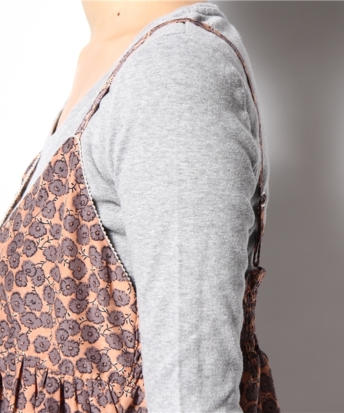 mystic（ミスティック）の「花柄レーヨンタッチキャミOP（ワンピース・レディース・ベージュ/ブルー/チャコールグレー・ﾌﾘ-）」の6枚目の写真