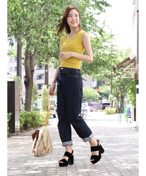 dazzlin（ダズリン）の「ベロアスクエアトゥサンダル（サンダル・レディース・ピンク/ブラウン/ブラック・LARGE/MEDIUM）」の4枚目の写真