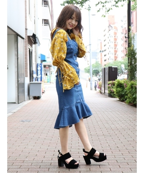 dazzlin（ダズリン）の「ベロアスクエアトゥサンダル（サンダル・レディース・ピンク/ブラウン/ブラック・LARGE/MEDIUM）」の6枚目の写真