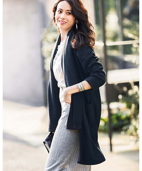 GeeRA(ジーラ)の「巻き方自在!!ストール付ロングコーディガン(その他アウター・レディース・ネイビー/ライトグレー/ブラック/モカ・X-LARGE/MEDIUM/SMALL/LARGE)」の2枚目の写真