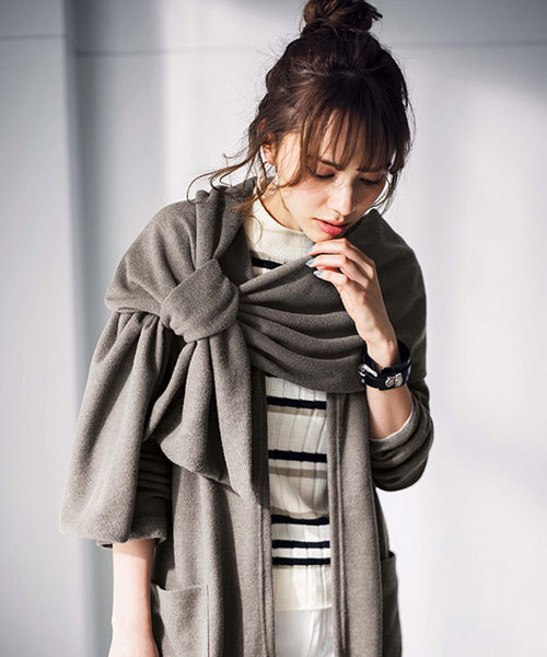 GeeRA(ジーラ)の「巻き方自在!!ストール付ロングコーディガン(その他アウター・レディース・ネイビー/ライトグレー/ブラック/モカ・X-LARGE/MEDIUM/SMALL/LARGE)」の3枚目の写真