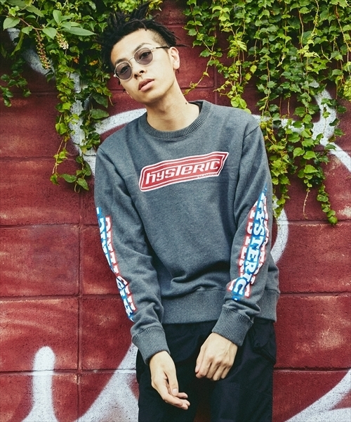 HYSTERIC GLAMOUR(ヒステリックグラマー)の「HYS BOX LOGOプリントスウェット(スウェット・メンズ・ネイビー/チャコールグレー・MEDIUM/LARGE/SMALL)」の2枚目の写真