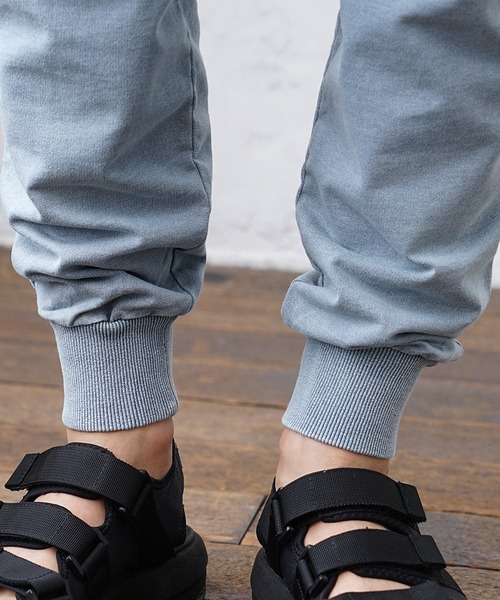 MinoriTY（マイノリティ）の「【MinoriTY】スウェットパンツ ジョガーパンツ メンズ デニムライク 無地（スウェットパンツ・メンズ・ブラック/グレー/インディゴブルー/ブルー/ライトブルー/ブルー系その他/ライトブラック・S/M/L/XL/XXL）」の9枚目の写真