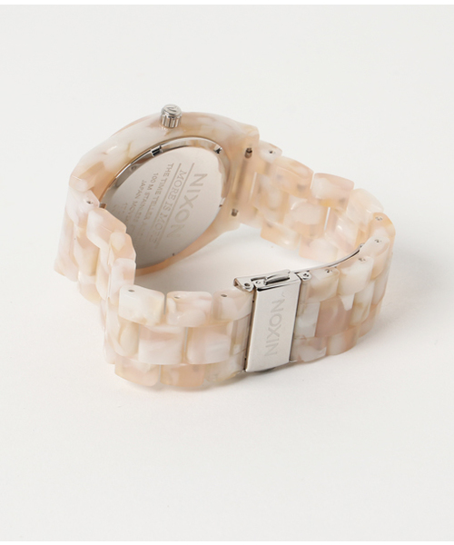NIXON（ニクソン）の「THE TIME TELLER ACETATE NA3272944-00 ROSE GOLD/SEASHELL（アナログ腕時計・レディース・ホワイト系その他・FREE）」の2枚目の写真