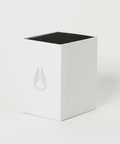 NIXON（ニクソン）の「THE TIME TELLER ACETATE NA3272944-00 ROSE GOLD/SEASHELL（アナログ腕時計・レディース・ホワイト系その他・FREE）」の5枚目の写真