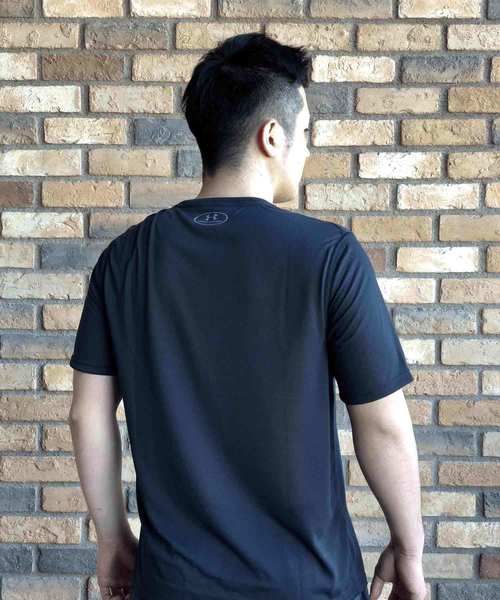 UNDER ARMOUR（アンダーアーマー）の「メンズ トレーニング半袖Tシャツ / スレッドボーン半袖Tシャツ（Tシャツ/カットソー・メンズ・ライトブルー/ライトグリーン/ホワイト/レッド/グレー/ライトグレー/ブラック系その他/ブラック・XL/L/S/M/3XL/4XL/XXL）」の17枚目の写真